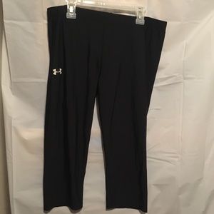 Under Armour Compression Shorts -  Knee Length